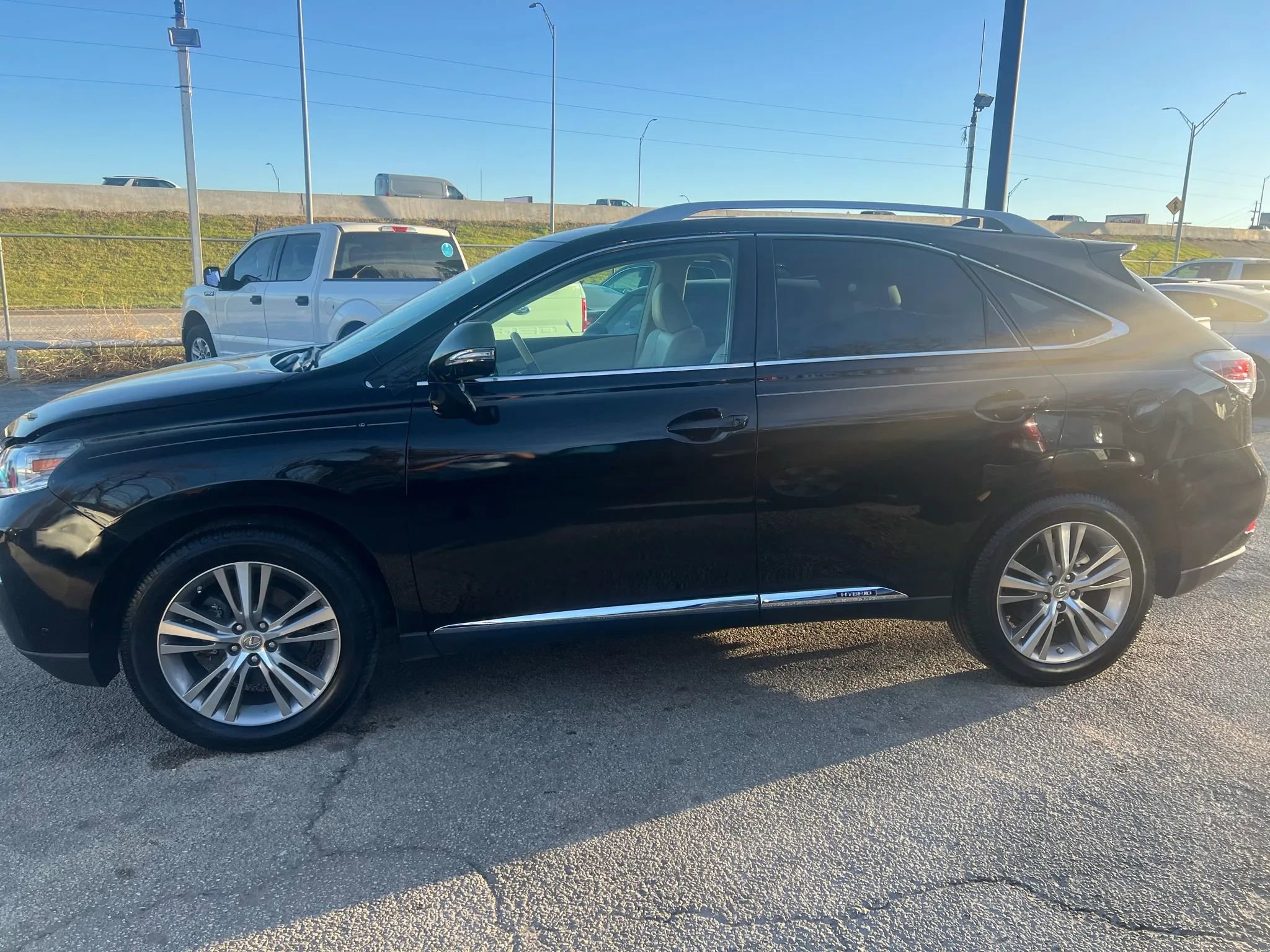 Used 2015 Lexus RX 450h AWD image 12