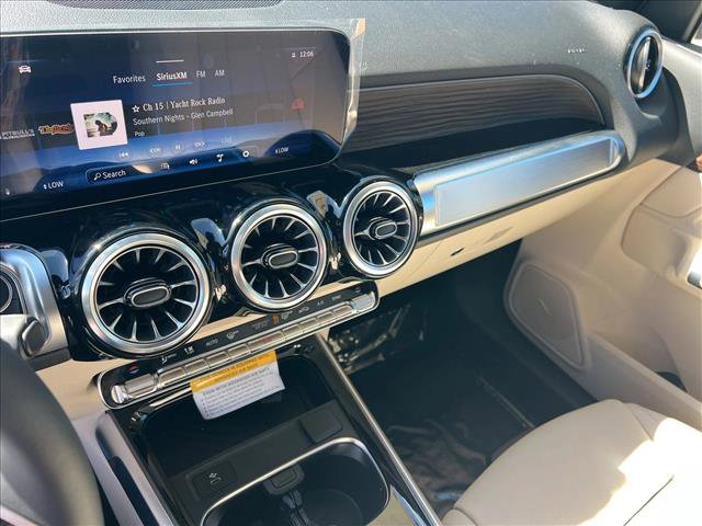 New 2026 Mercedes-Benz GLB 250 4MATIC image 12