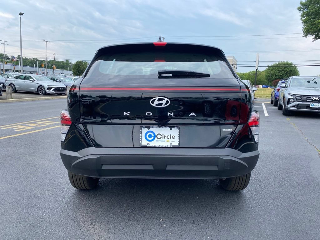 New 2026 Hyundai Kona SE AWD/4WD image 8