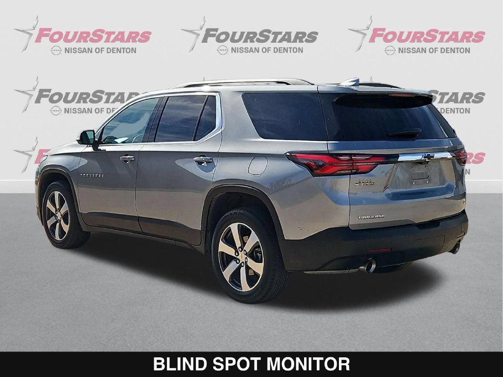 Used 2023 Chevrolet Traverse LT w/ LT Premium Package FWD image 7