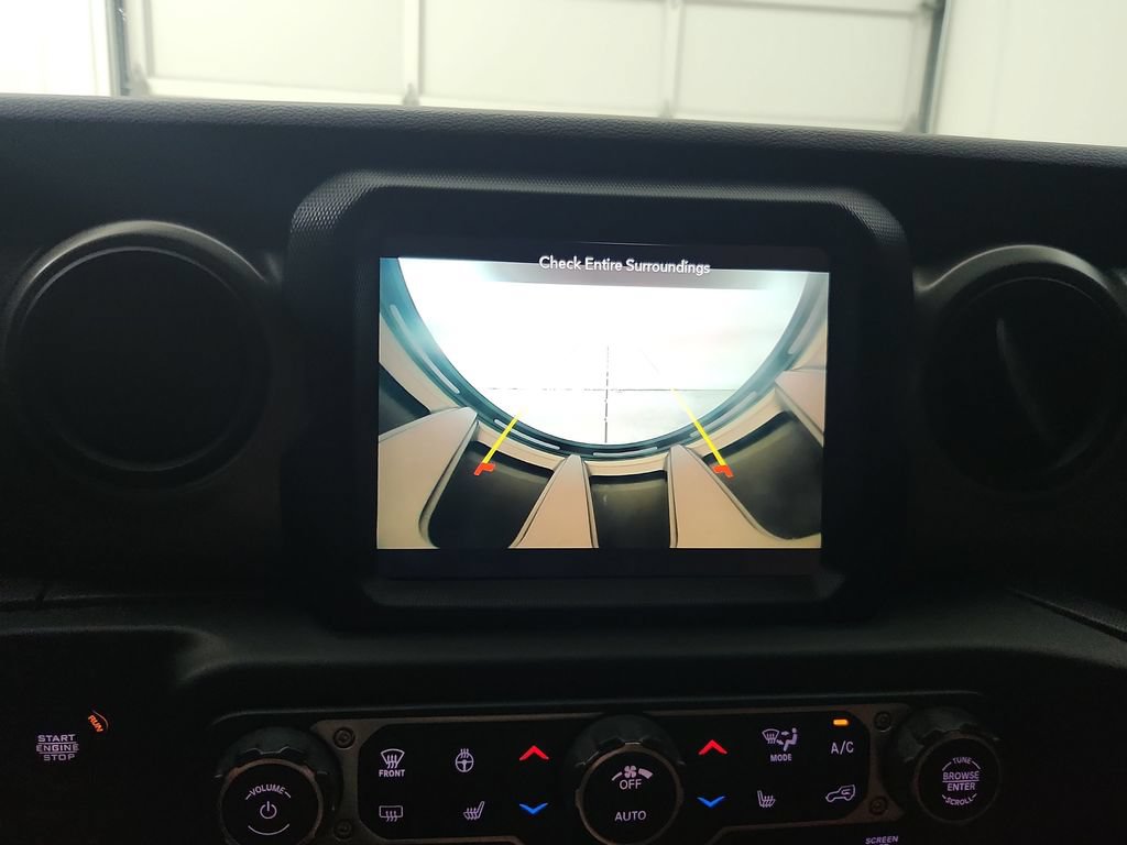 Used 2021 Jeep Wrangler Unlimited Sport AWD/4WD image 28