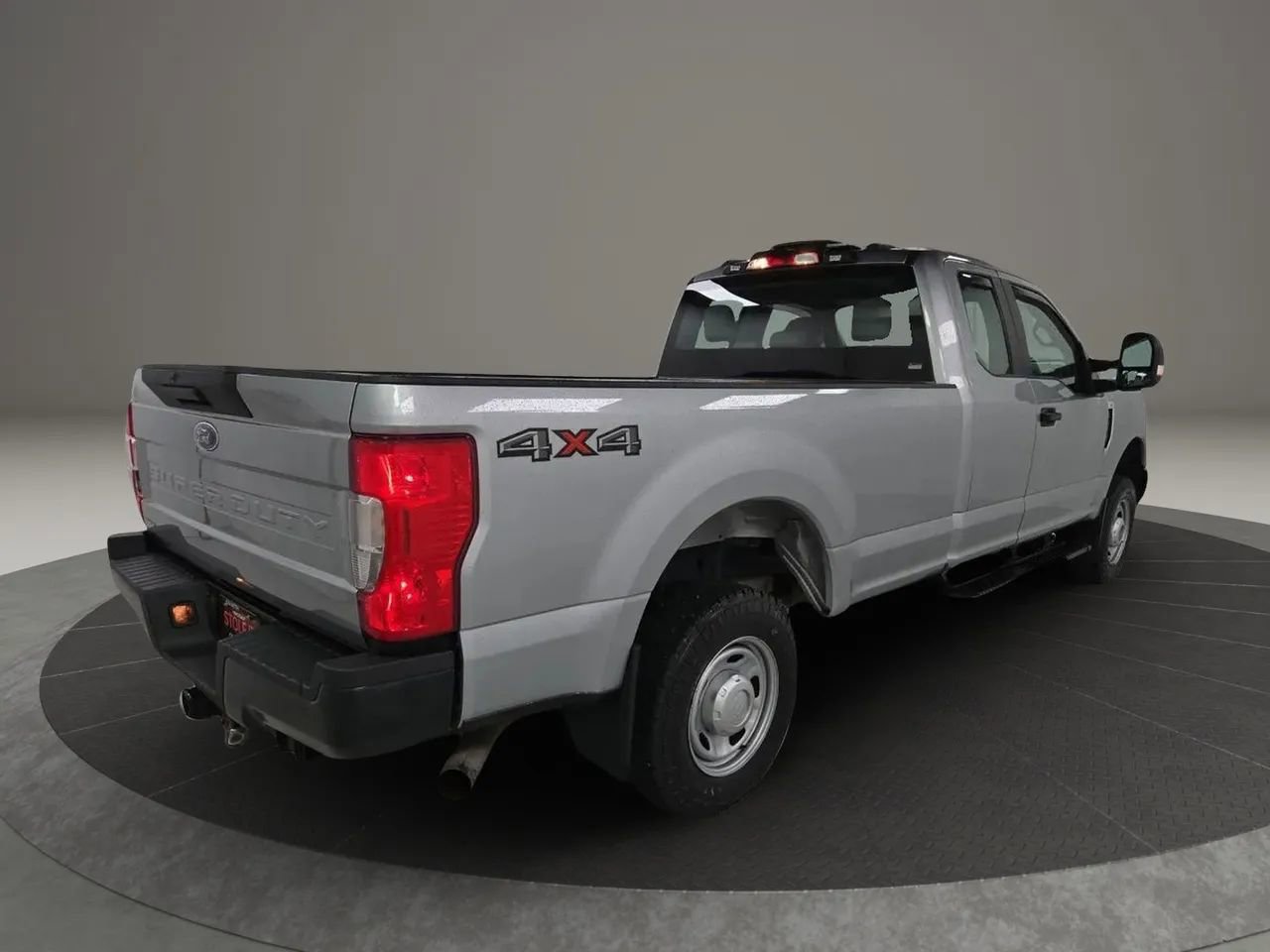 Used 2020 Ford F250 XL w/ Power Equipment Group image 5