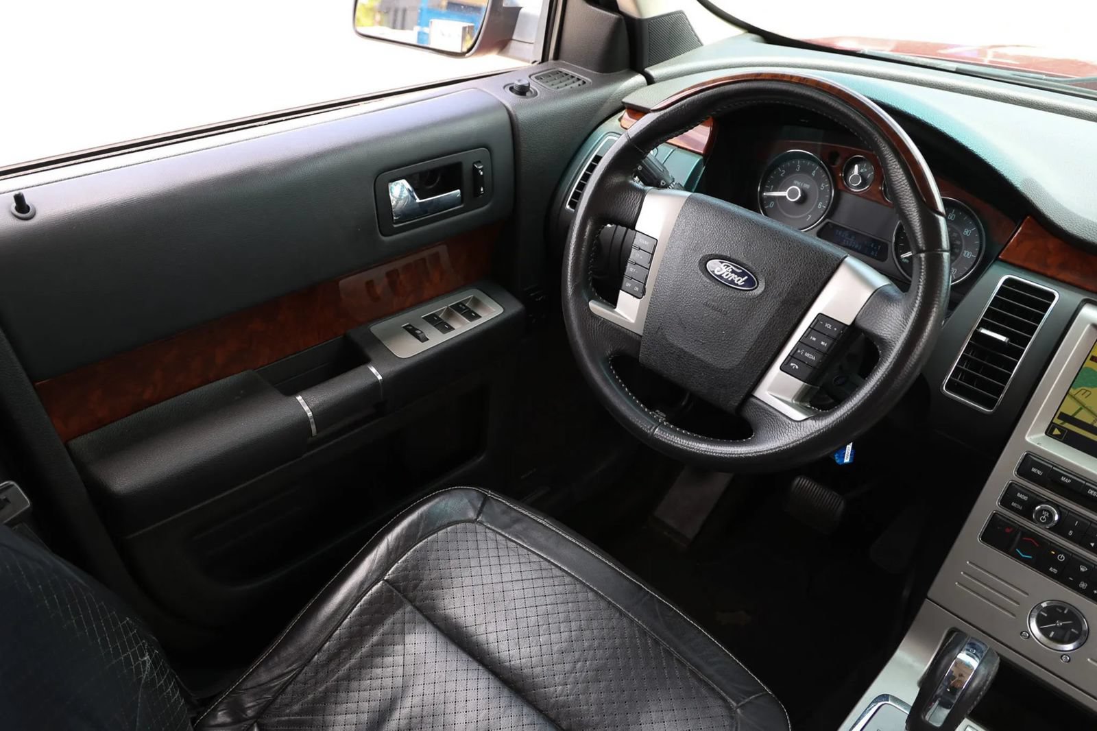Used 2009 Ford Flex Limited FWD image 11