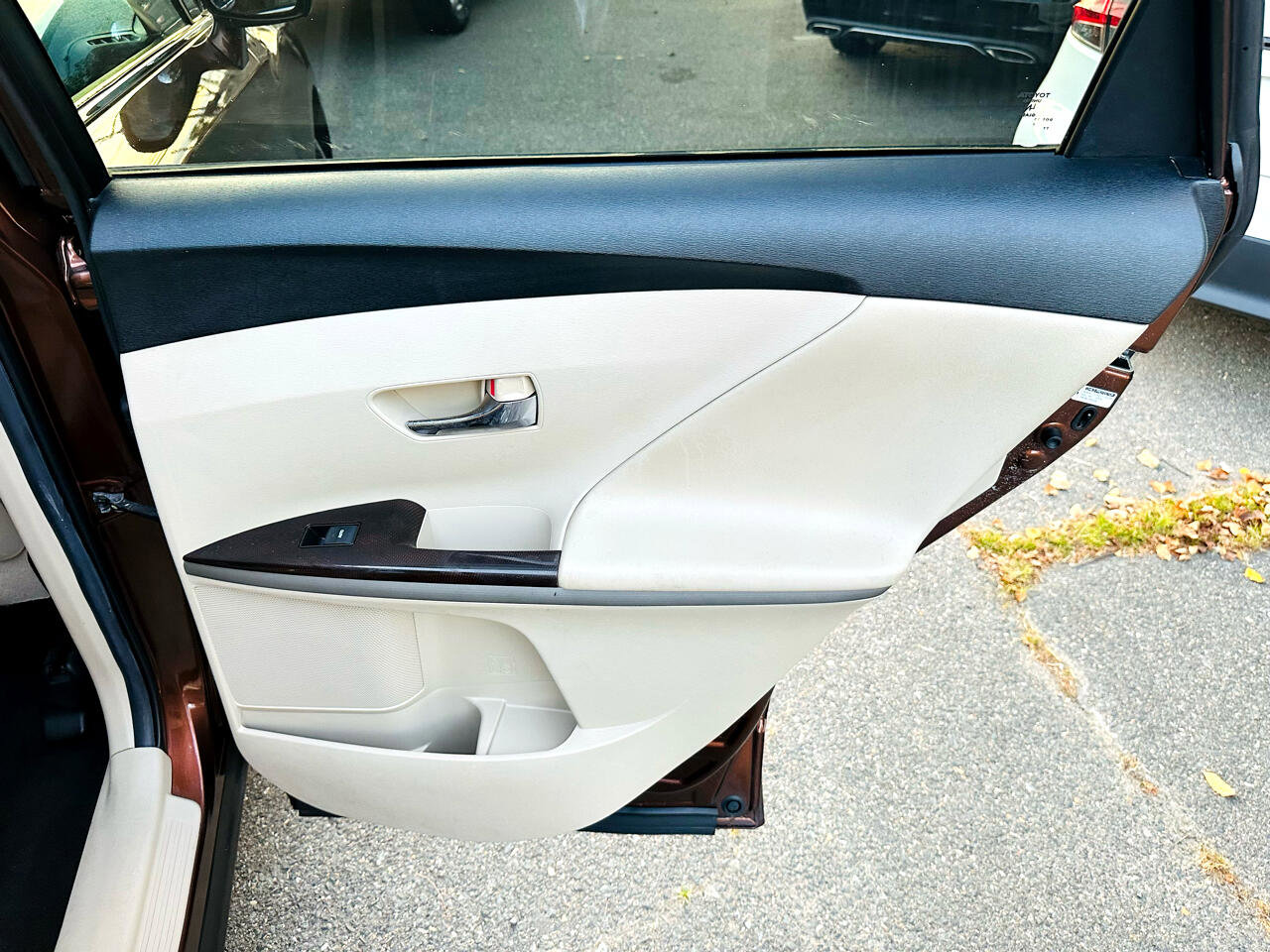 Used 2010 Toyota Venza image 20