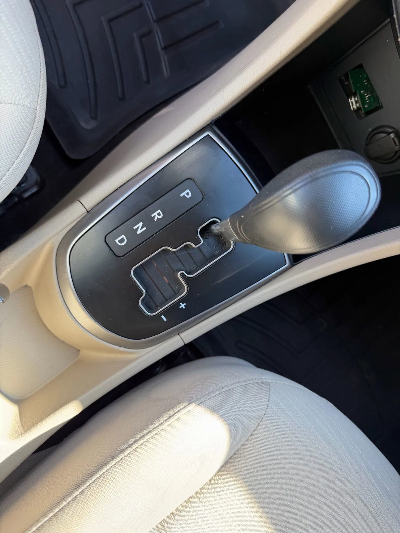 Used 2016 Hyundai Accent SE image 43