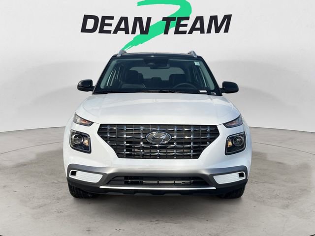 New 2026 Hyundai Venue SEL FWD image 2