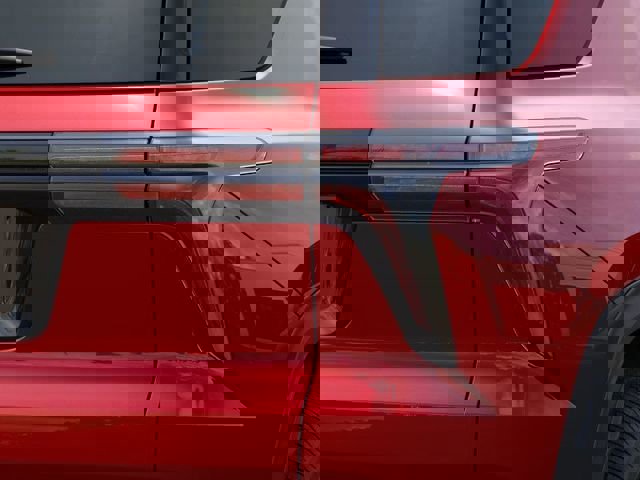 New 2026 Chevrolet Traverse LT w/ Midnight/Sport Edition FWD image 11