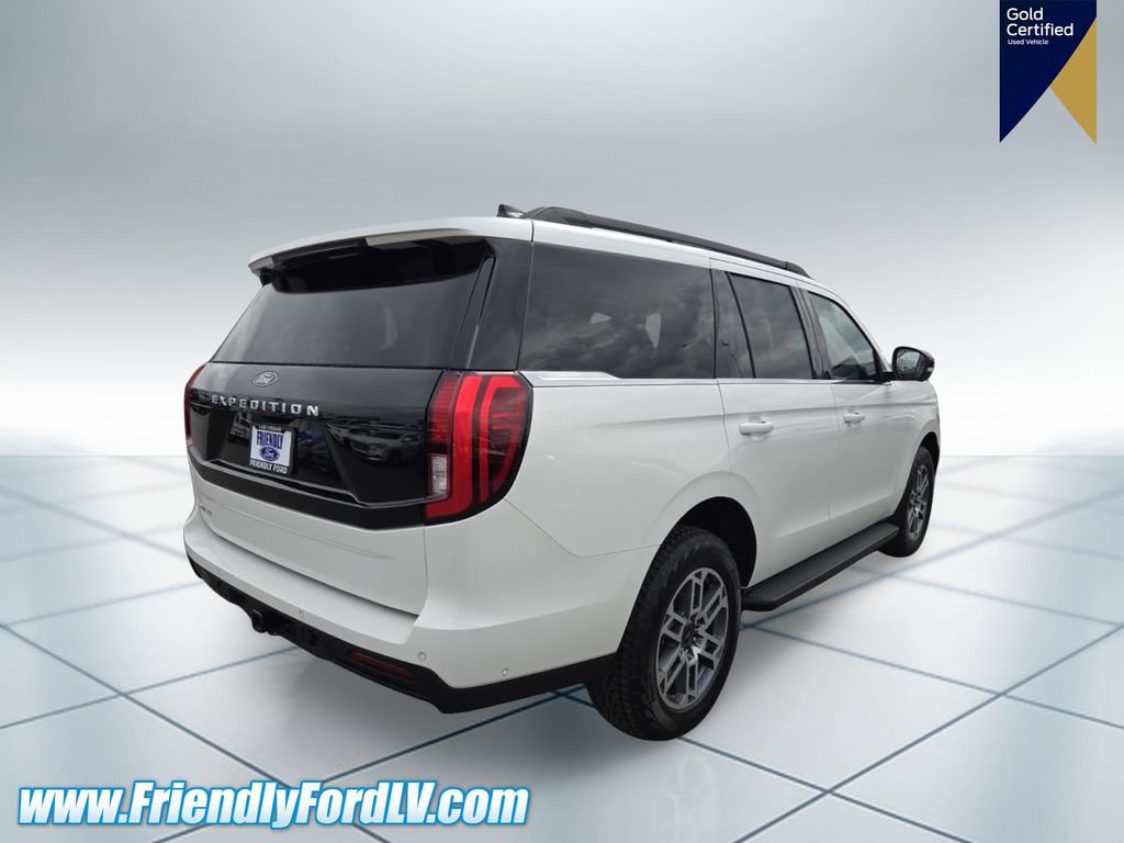 Certified 2025 Ford Expedition Active AWD/4WD image 6