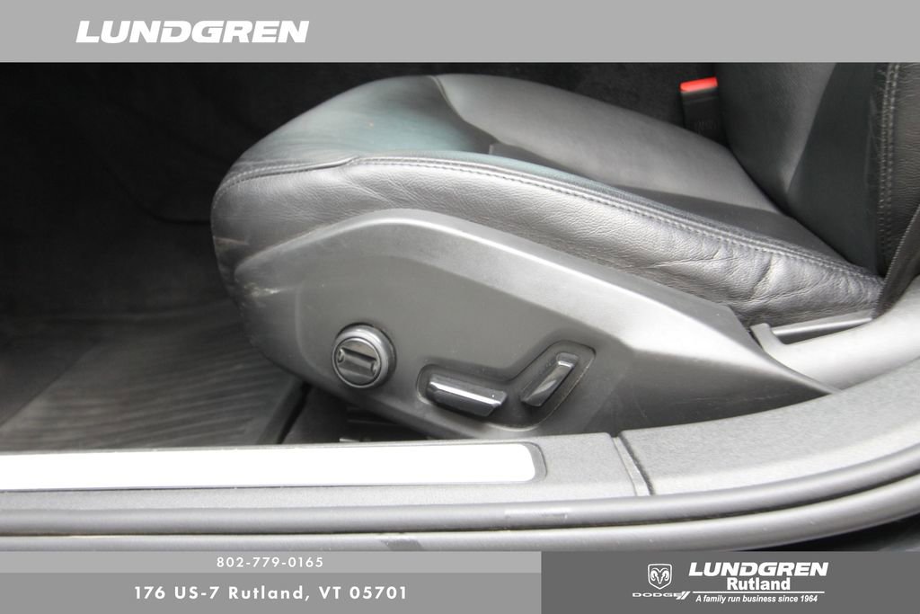 Used 2022 Volvo S60 B5 Momentum w/ Premium Package AWD/4WD image 12