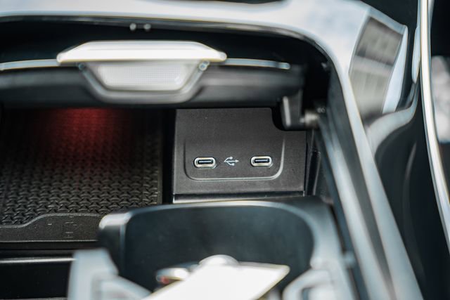 Certified 2025 Mercedes-Benz C 300 4MATIC Sedan image 25