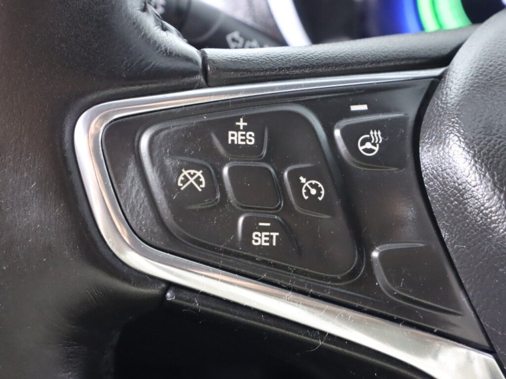 Used 2017 Chevrolet Volt LT w/ Comfort Package FWD image 12