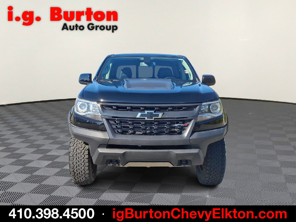 Used 2018 Chevrolet Colorado ZR2 w/ ZR2 Midnight Special Edition AWD/4WD image 2