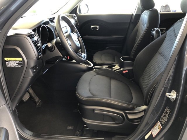 Used 2016 Kia Soul + image 32