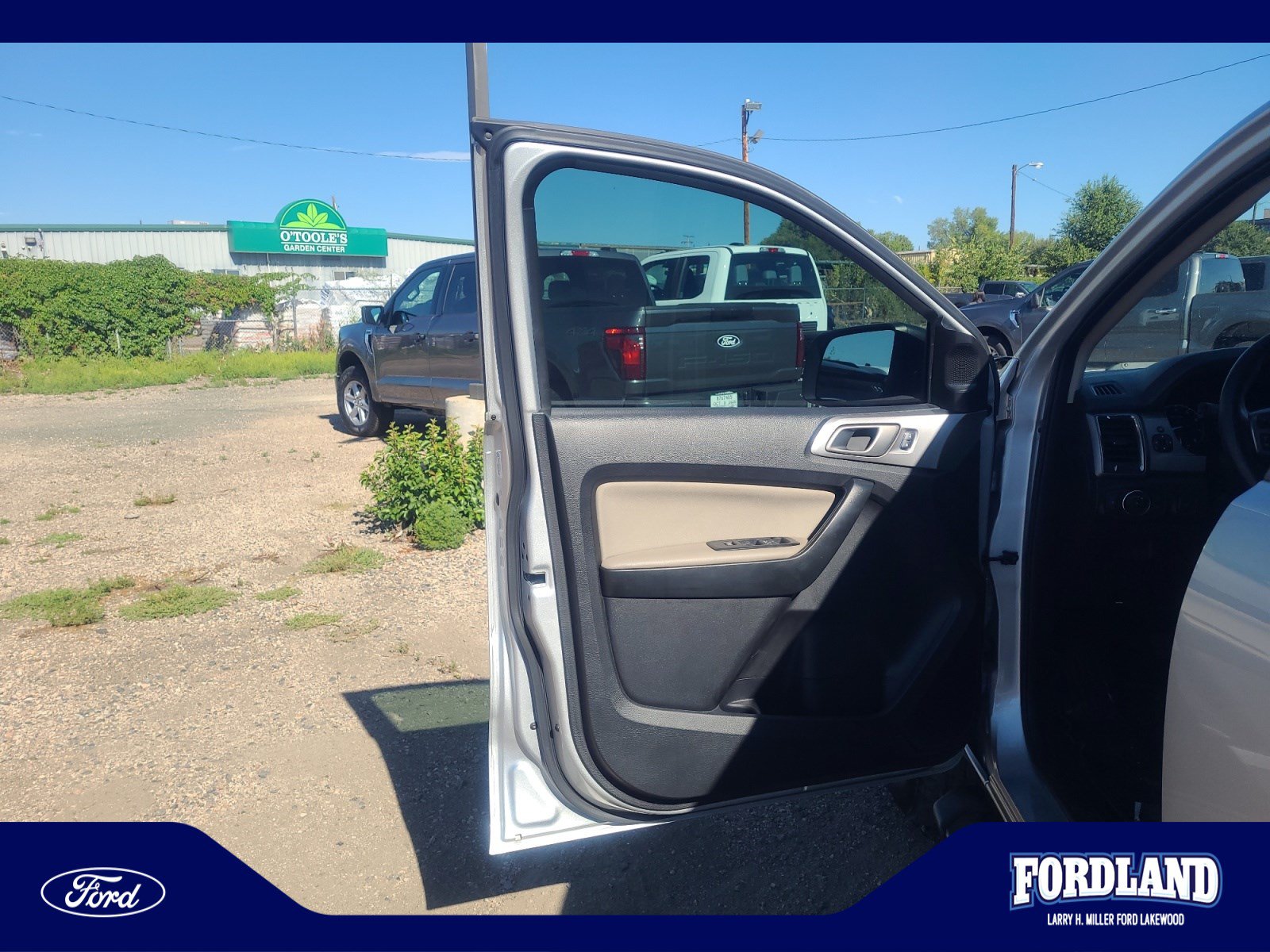 Used 2019 Ford Ranger XLT w/ Equipment Group 302A Luxury AWD/4WD image 13