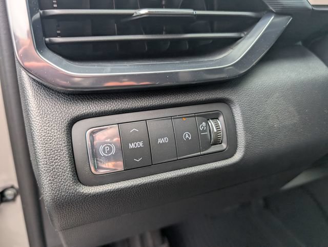New 2026 GMC Acadia AT4 w/ Luxury Package AWD/4WD image 16