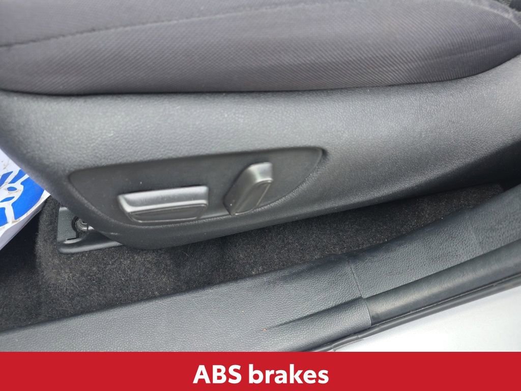 Used 2024 Toyota Highlander LE image 23