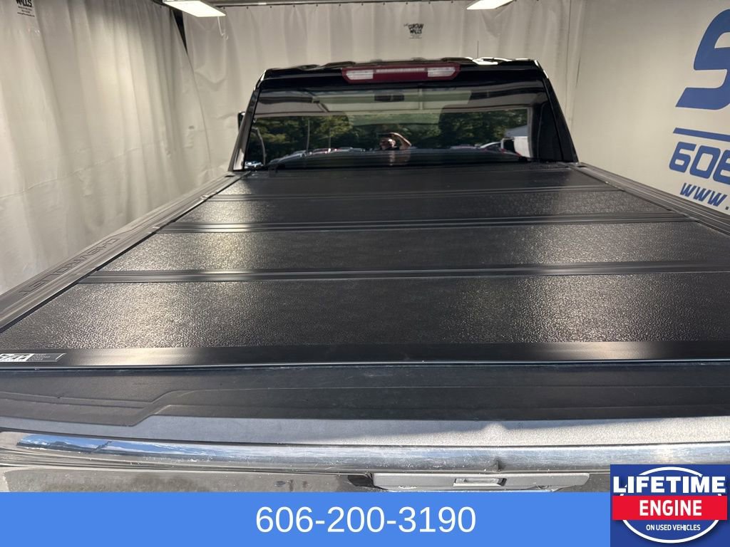 Used 2021 Chevrolet Silverado 1500 RST image 10