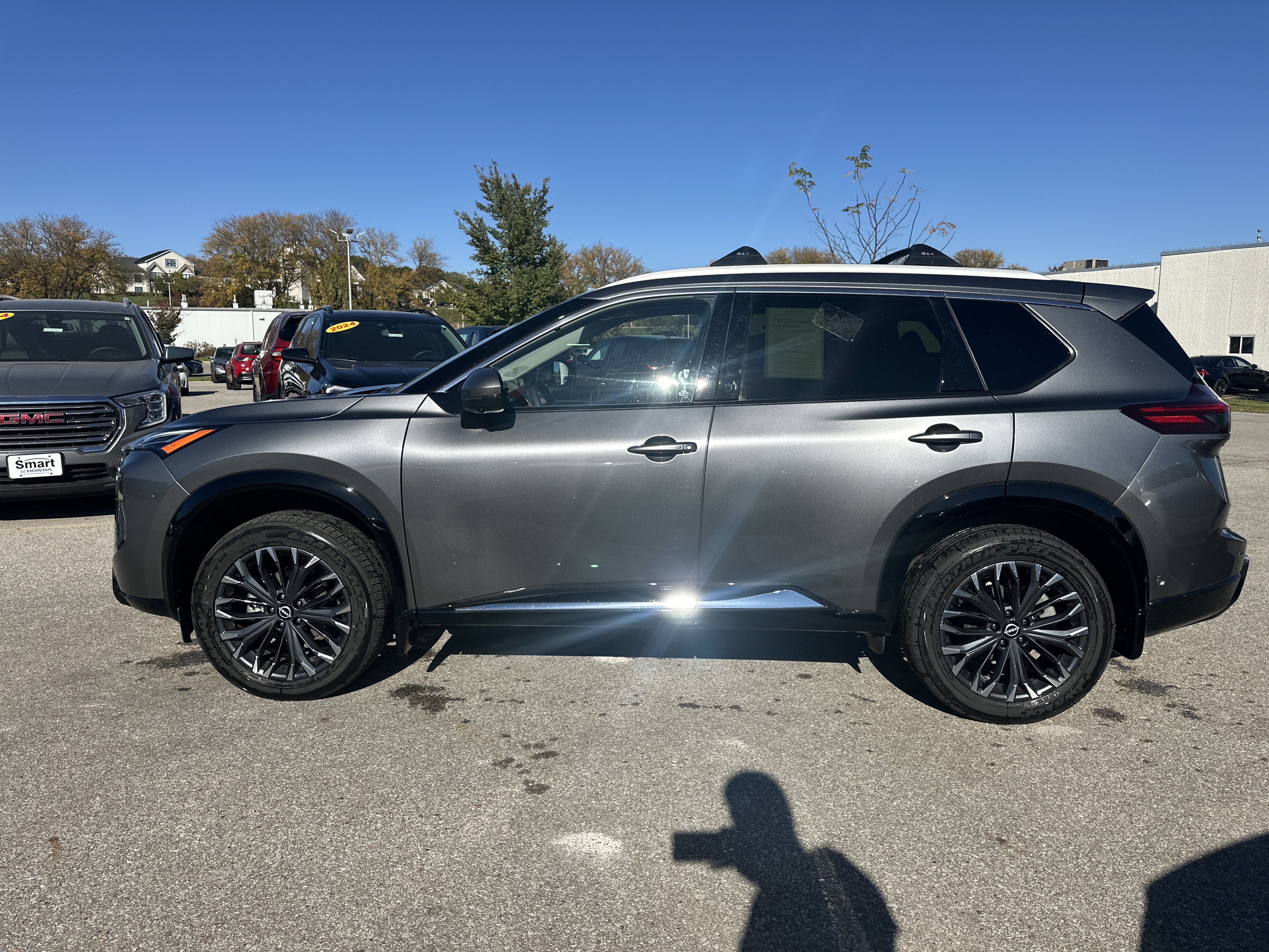 Used 2026 Nissan Rogue Platinum w/ Platinum Premium Package AWD/4WD image 6