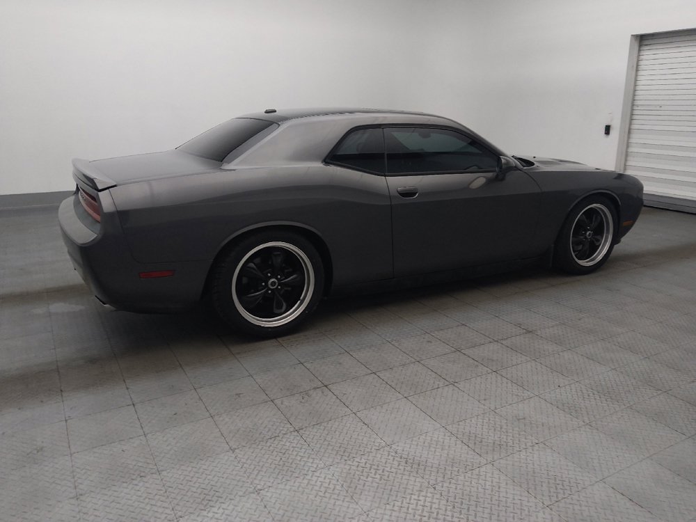 Used 2014 Dodge Challenger SXT w/ Sport Appearance Package RWD image 10