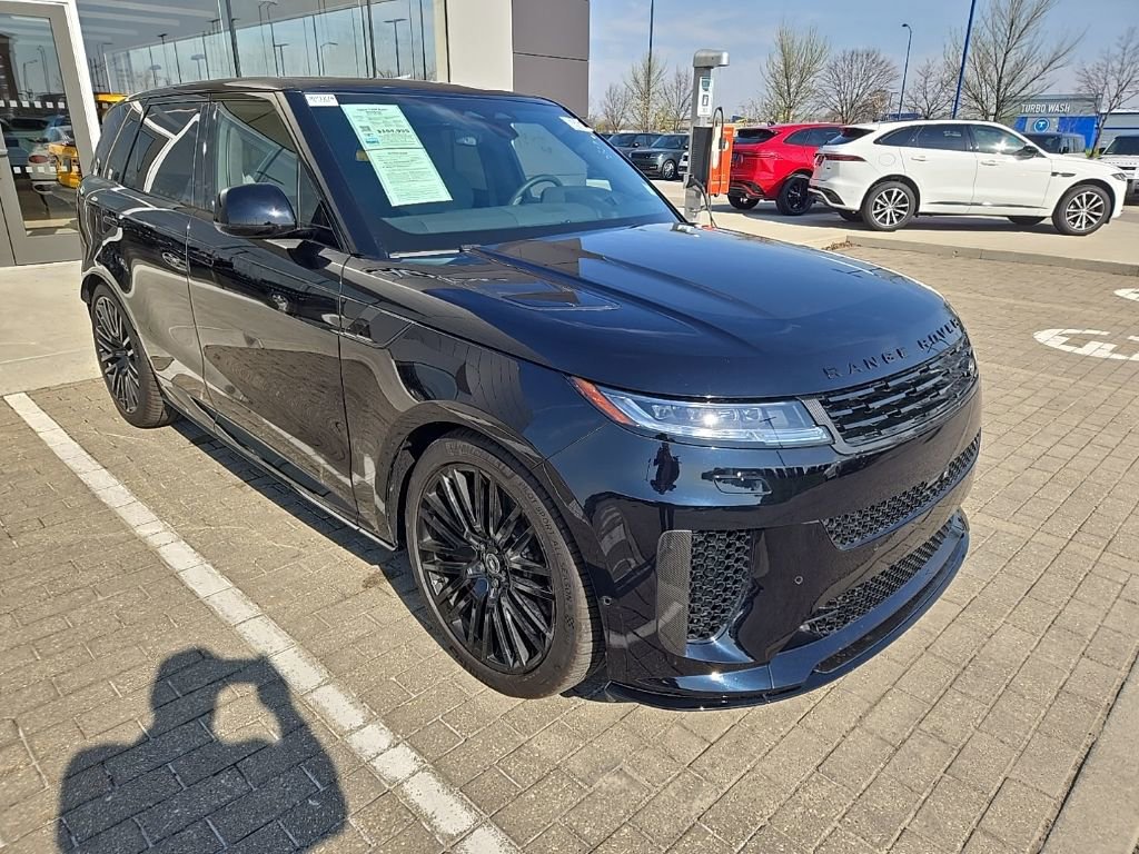 Used 2025 Land Rover Range Rover Sport SV Edition Two image 3