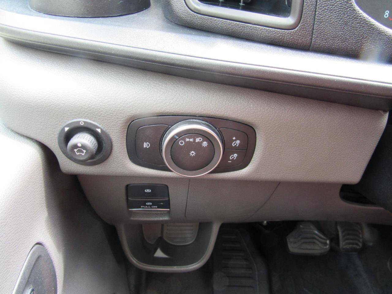Used 2025 Ford Transit 250 Low Roof w/ Exterior Upgrade Package RWD image 14