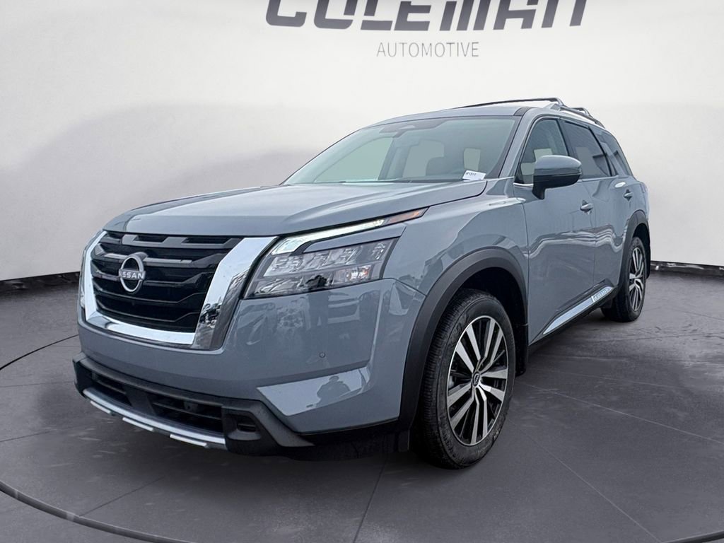 New 2025 Nissan Pathfinder Platinum w/ Cargo Package