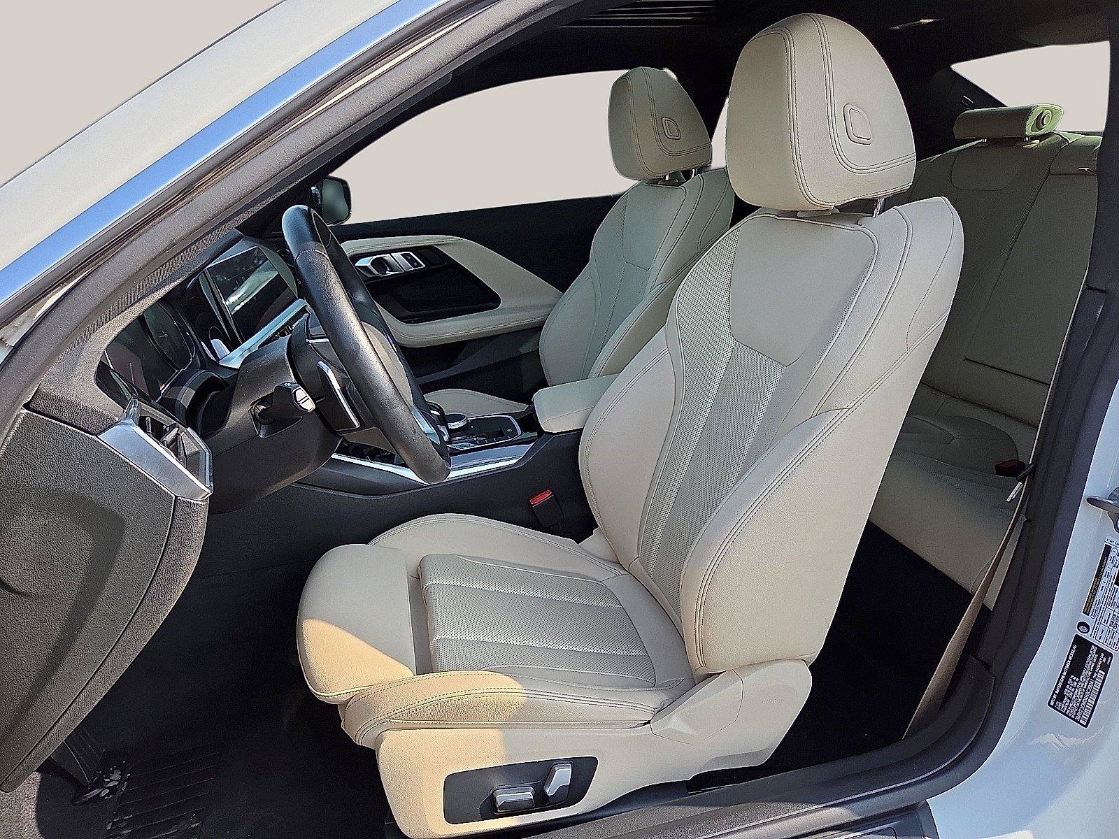 Used 2022 BMW 230i Coupe w/ Convenience Package RWD image 16