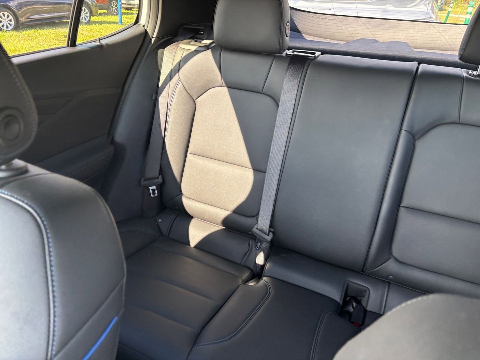 Used 2025 Buick Envista Sport Touring image 39