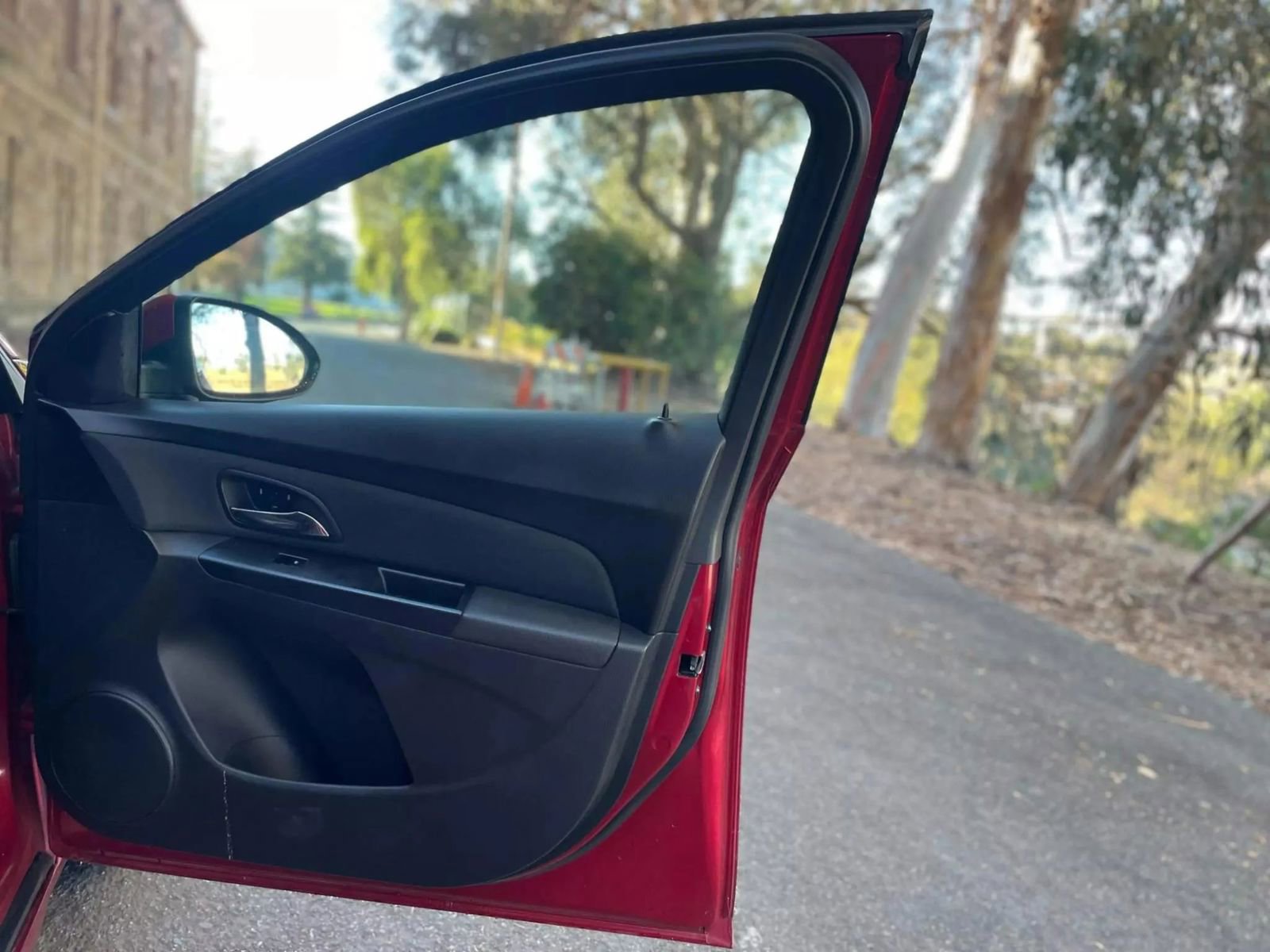 Used 2013 Chevrolet Cruze Eco w/ Enhanced Safety Package image 11