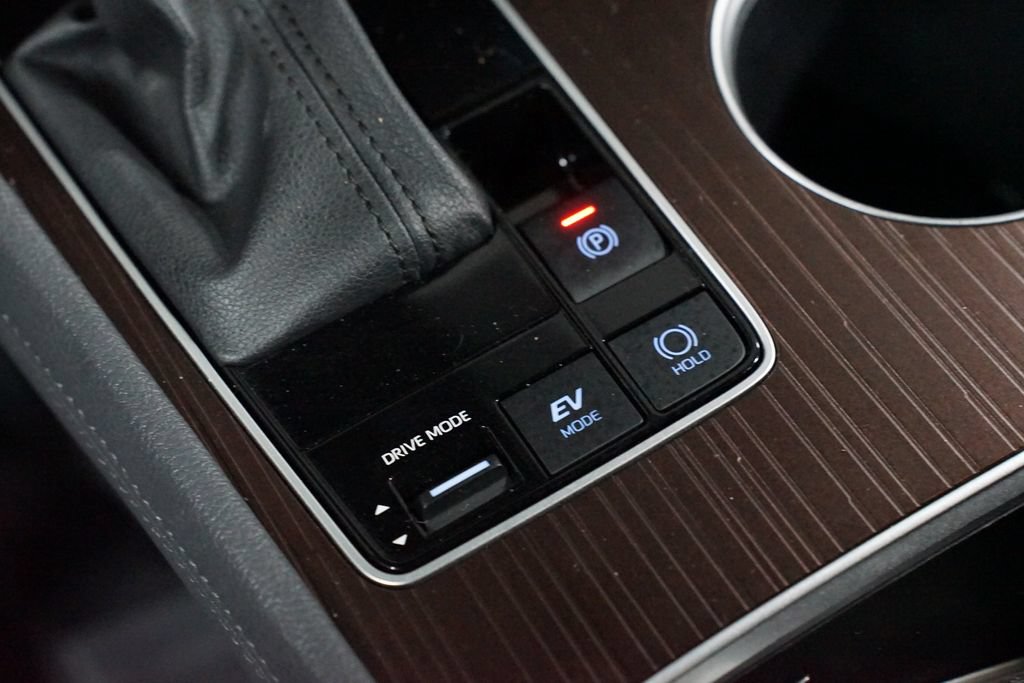 Certified 2023 Toyota Sienna LE FWD image 21