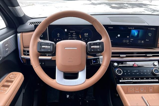 Used 2025 Hyundai Santa Fe Limited image 5