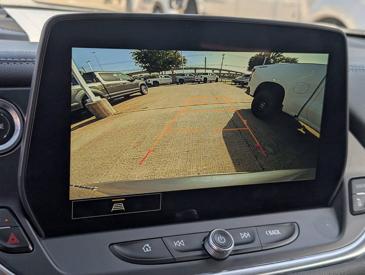 Used 2025 Chevrolet Blazer LT FWD image 14