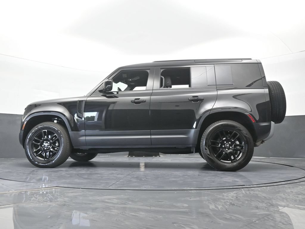 Used 2025 Land Rover Defender 110 S AWD/4WD image 63