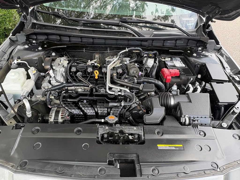 Used 2024 Nissan Altima 2.5 SV FWD image 23