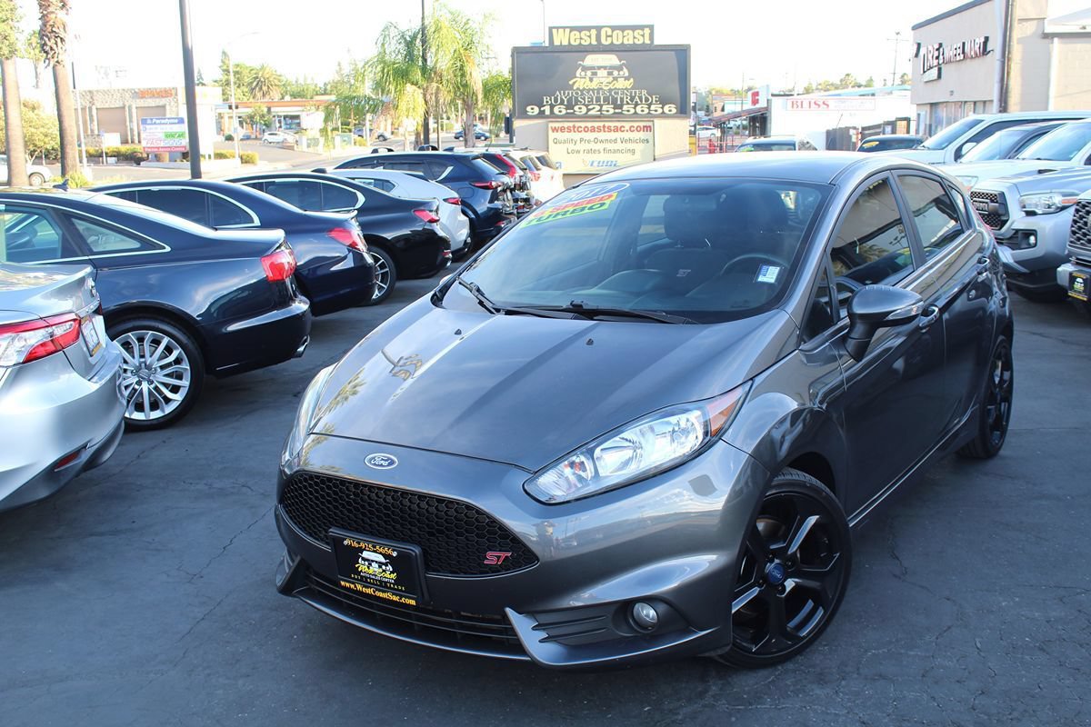 Used 2017 Ford Fiesta ST FWD image 39