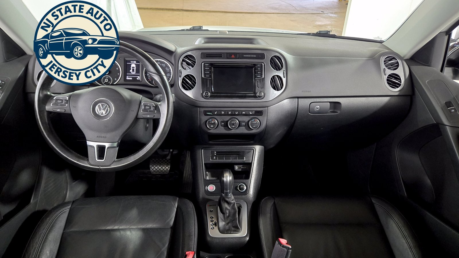 Used 2017 Volkswagen Tiguan Sport AWD/4WD image 28