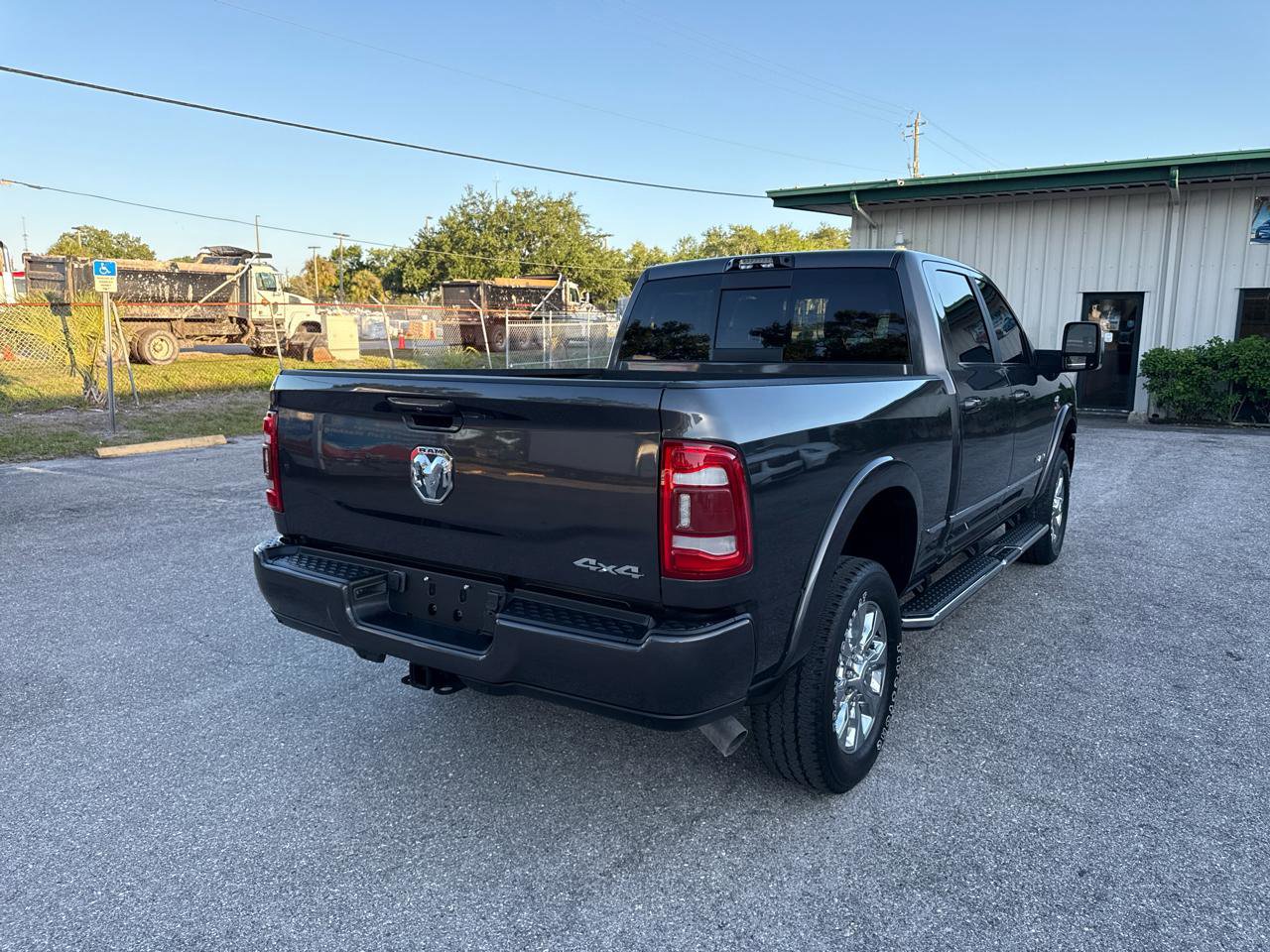 Used 2023 RAM 2500 Limited AWD/4WD image 77