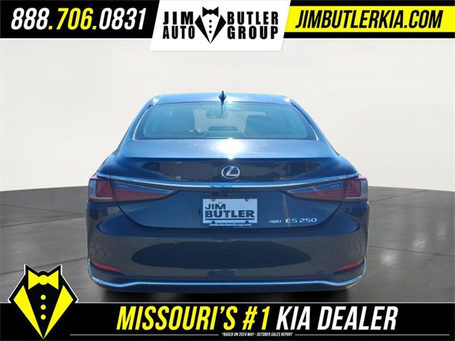 Used 2021 Lexus ES 250 w/ Premium Package image 32