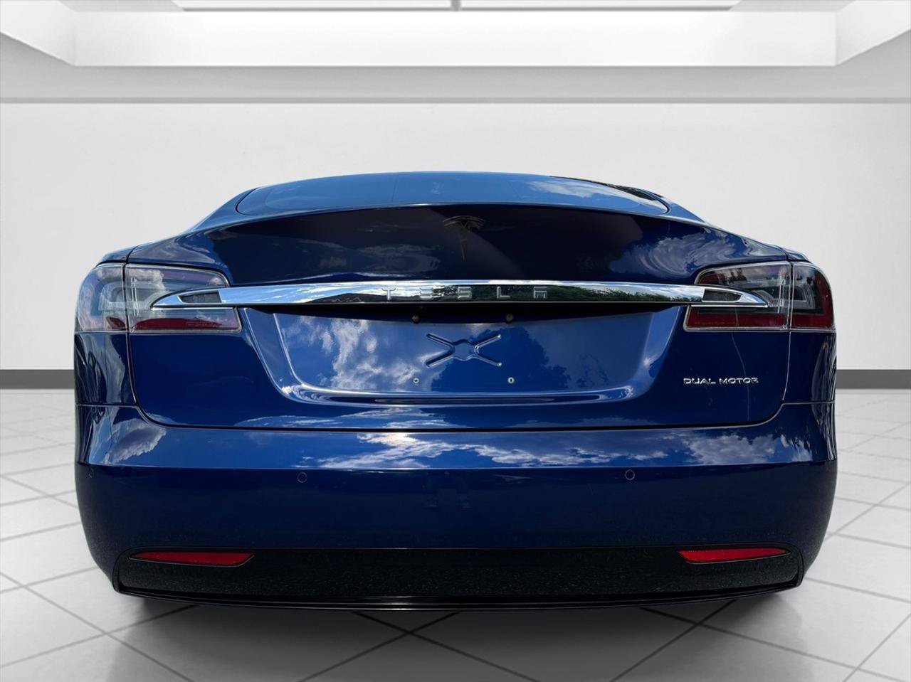 Used 2020 Tesla Model S Long Range AWD/4WD image 4