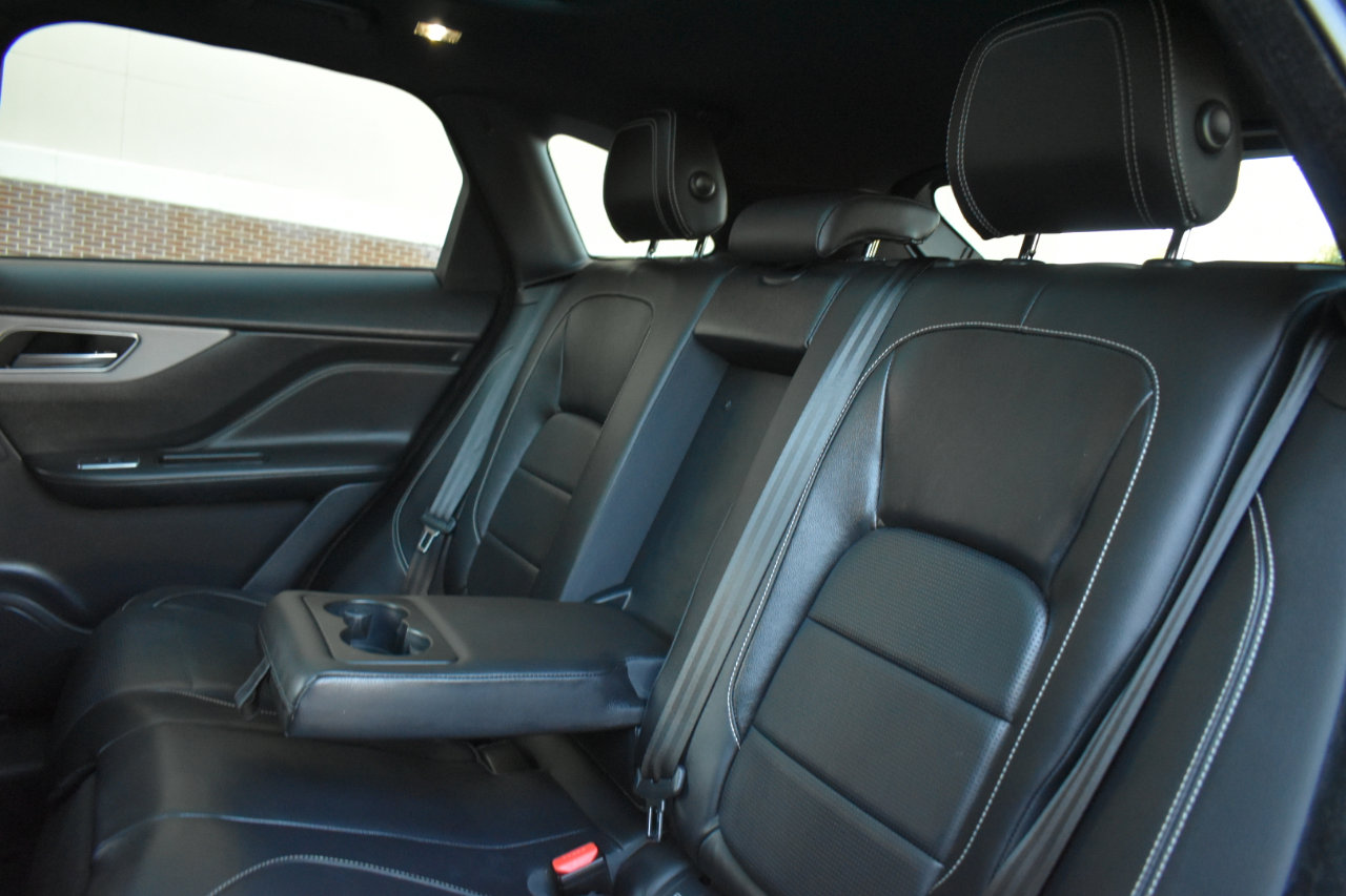 Used 2018 Jaguar F-PACE S image 27