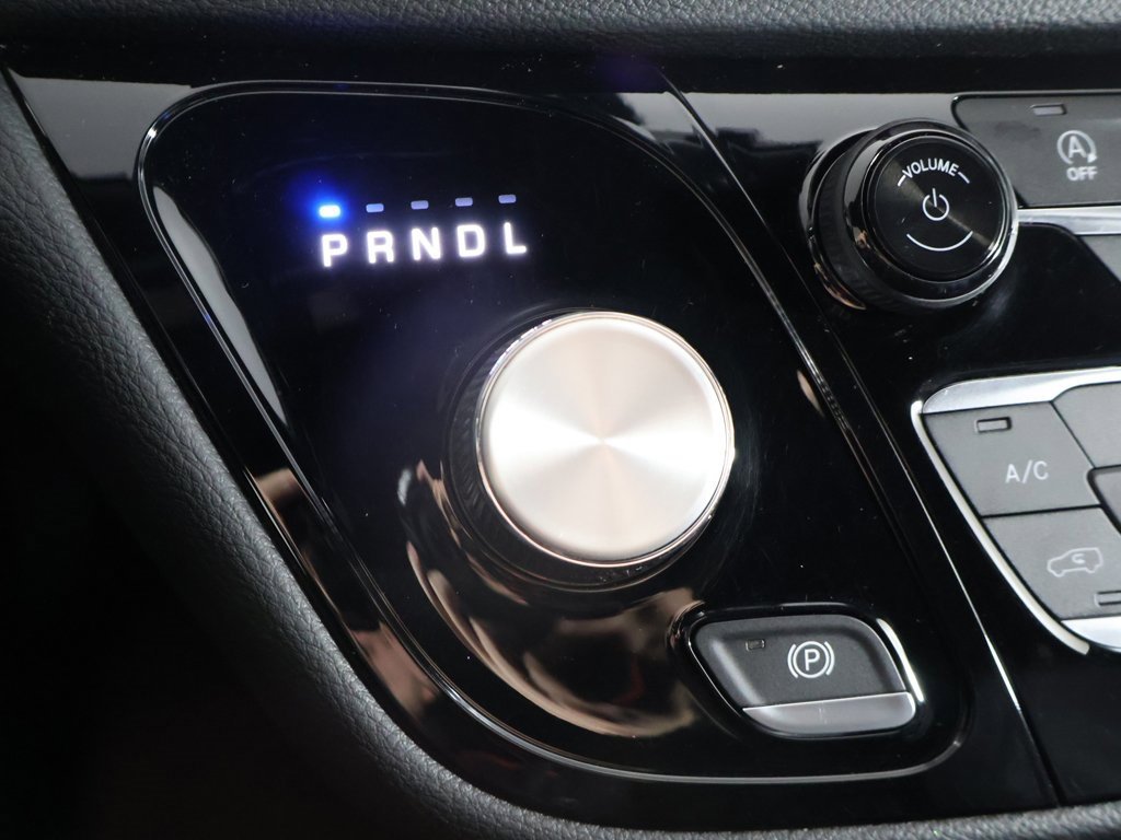 Used 2020 Chrysler Pacifica Limited image 43