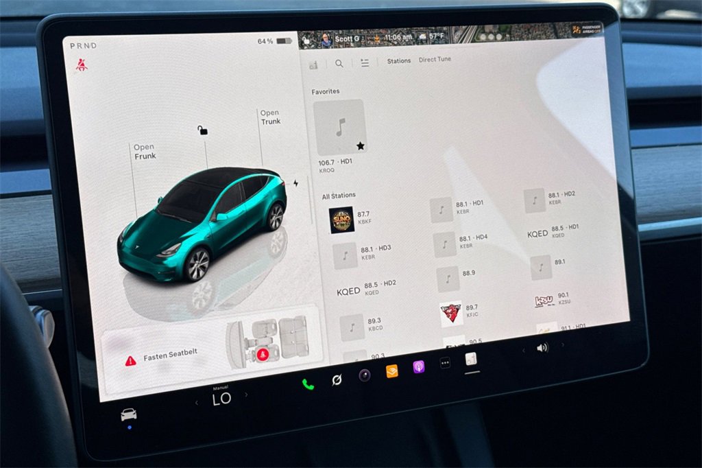 Used 2024 Tesla Model Y 2WD image 17