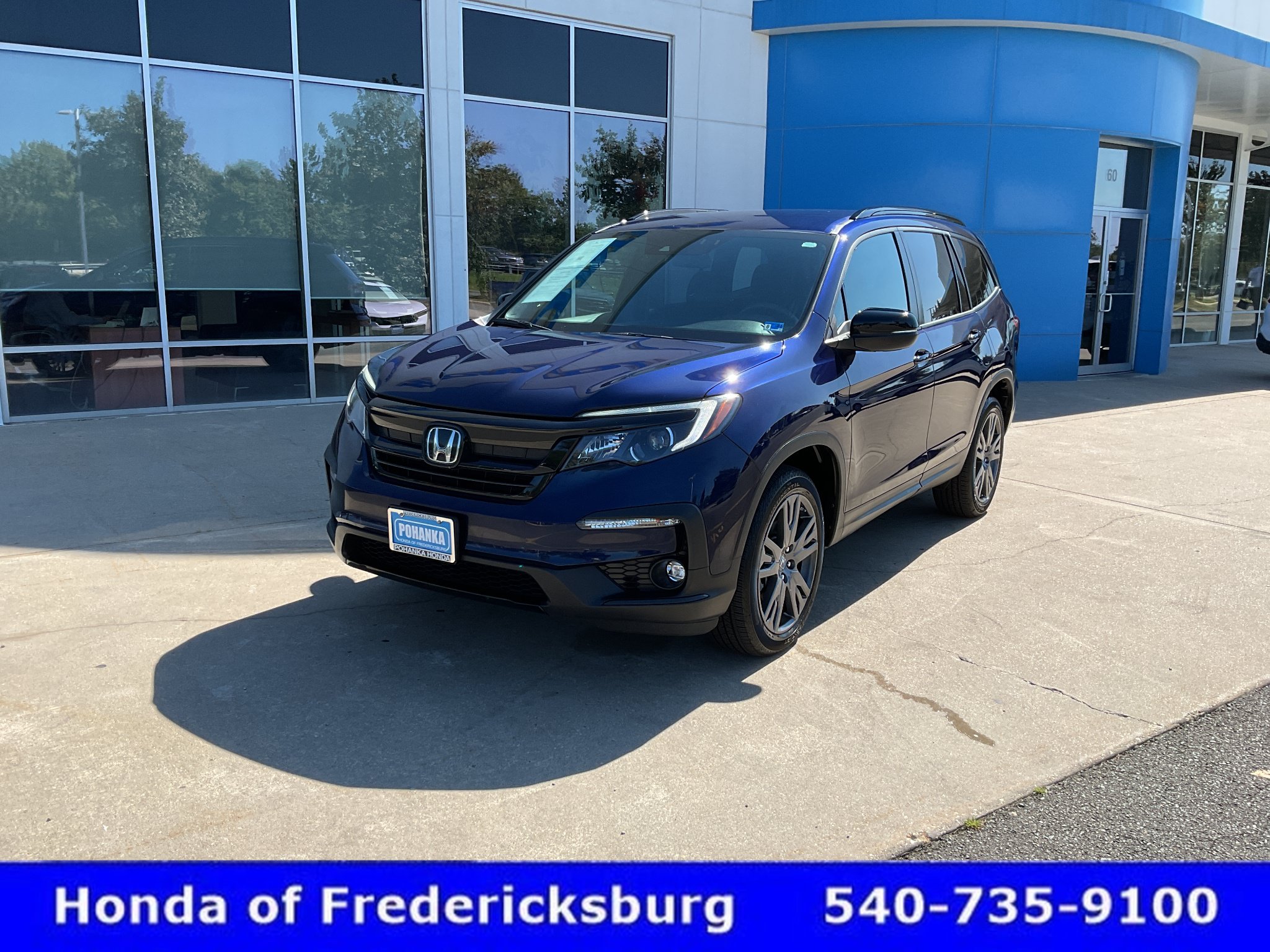 Certified 2022 Honda Pilot Sport image 2