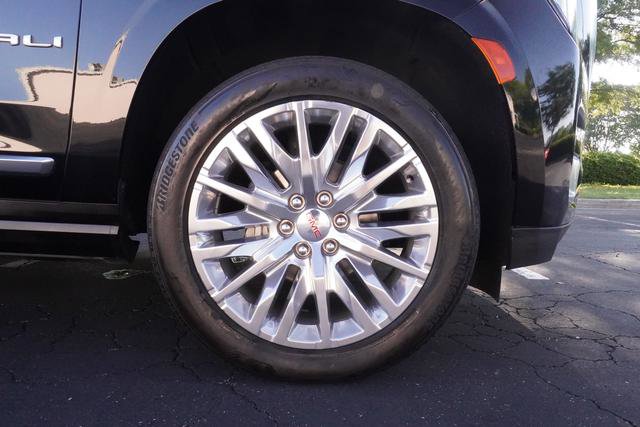 Used 2024 GMC Yukon Denali AWD/4WD image 35