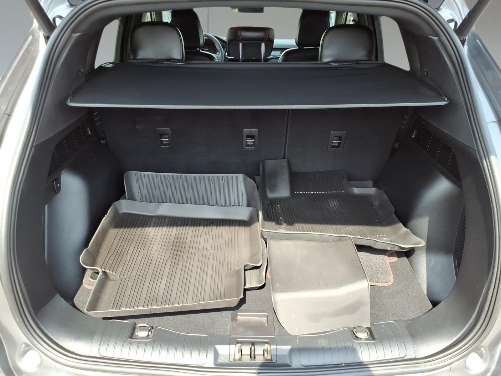 Used 2023 Ford Escape ST-Line w/ Tech Pack #1 AWD/4WD image 11