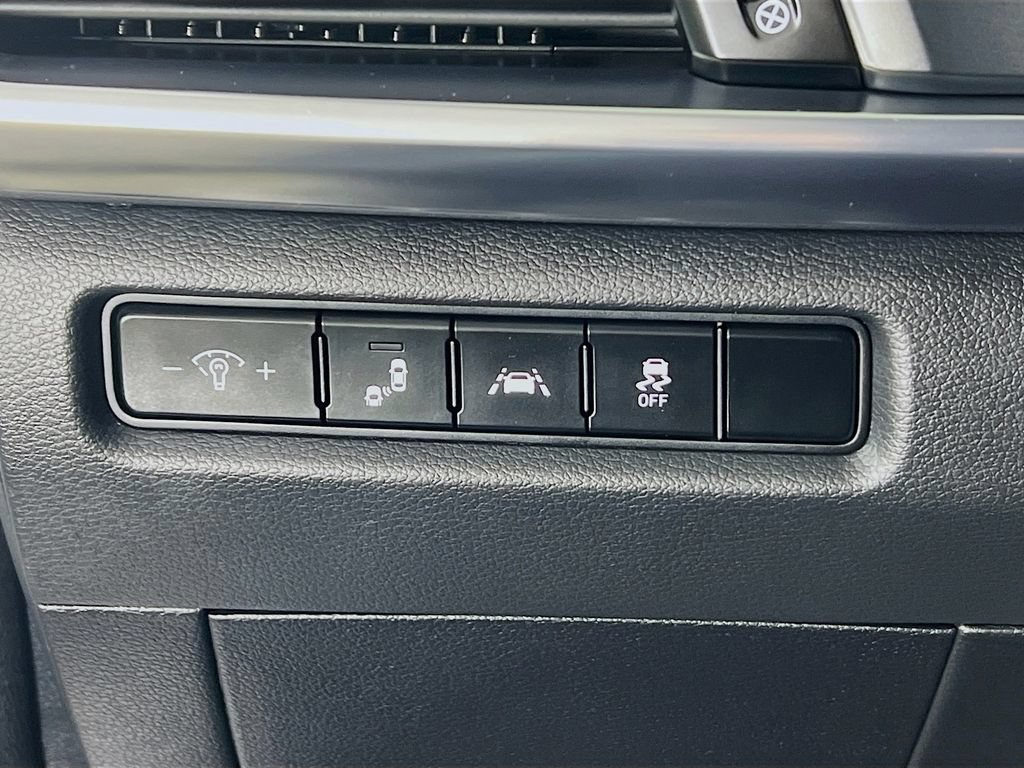 Certified 2022 Kia Telluride LX AWD/4WD image 21