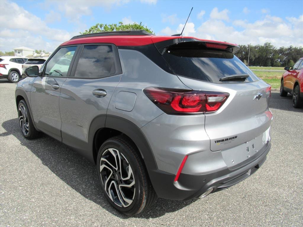 New 2026 Chevrolet TrailBlazer RS w/ Convenience Package FWD image 5