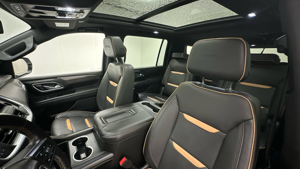 Used 2022 GMC Yukon XL AT4 AWD/4WD image 9