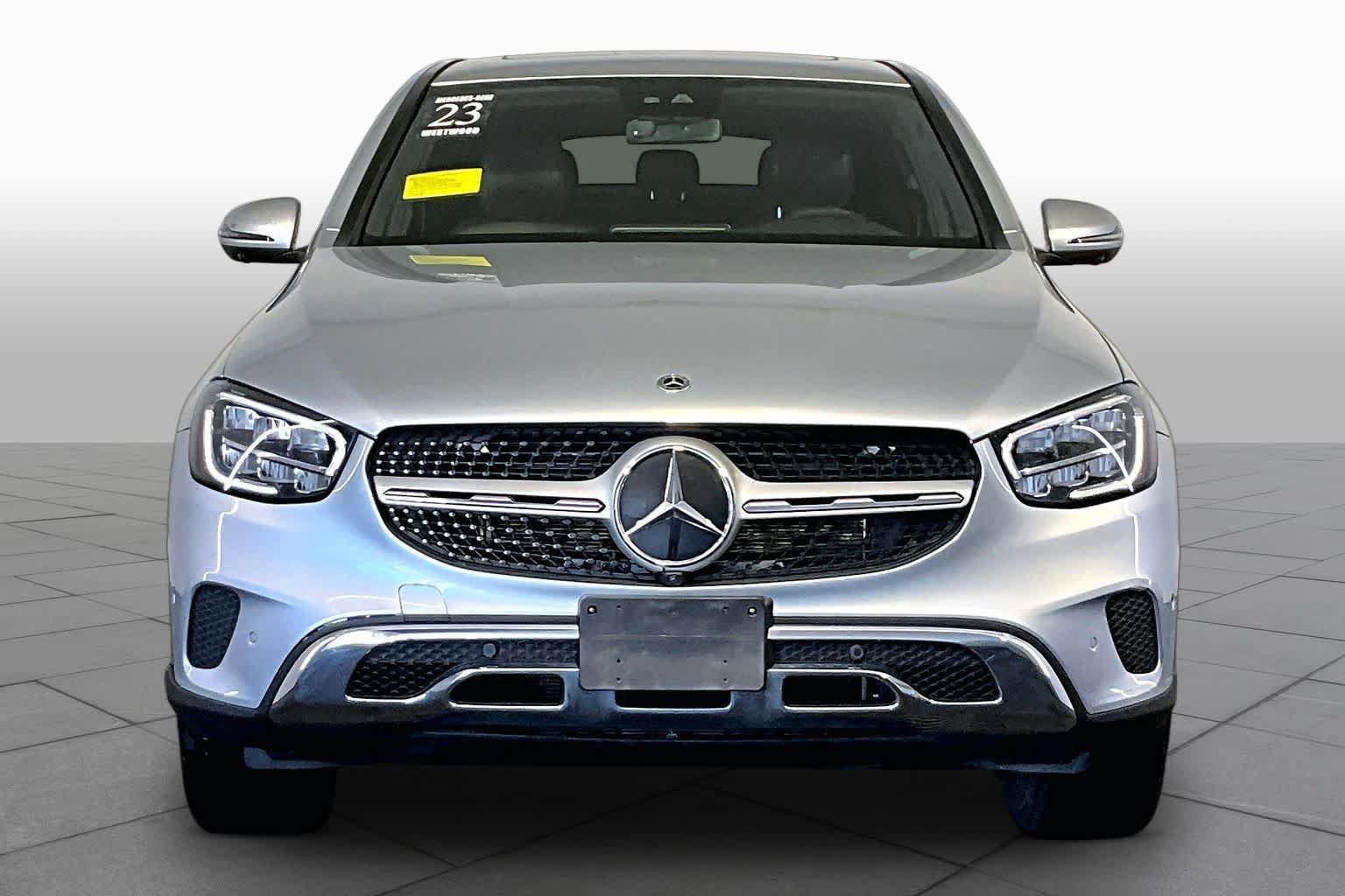Used 2023 Mercedes-Benz GLC 300 4MATIC Coupe image 4