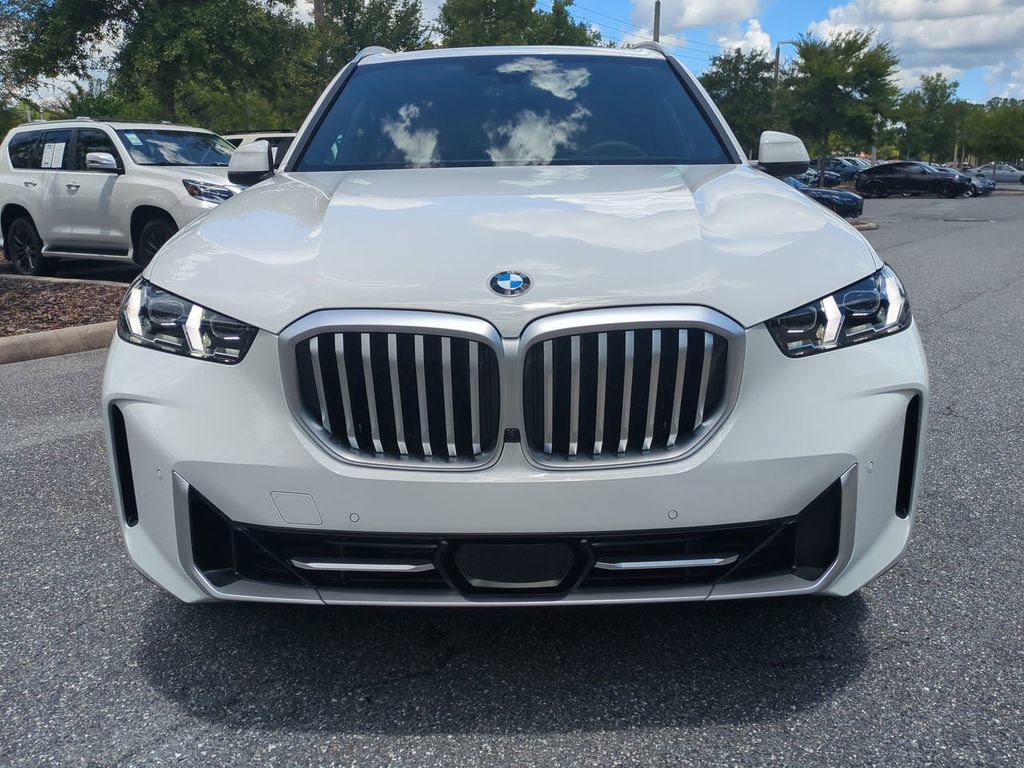 New 2026 BMW X5 xDrive40i w/ Premium Package image 9